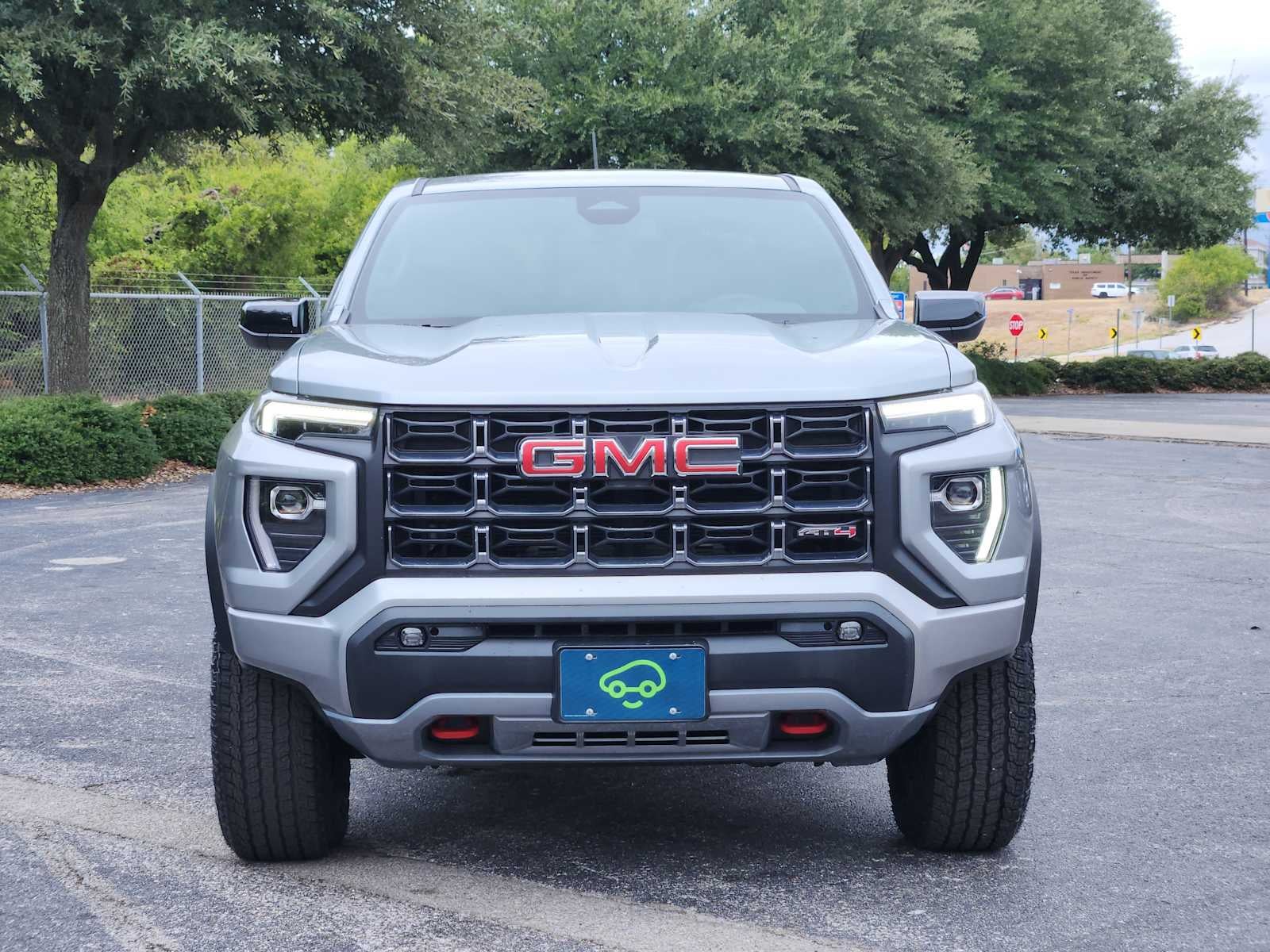2023 GMC Canyon 4WD AT4