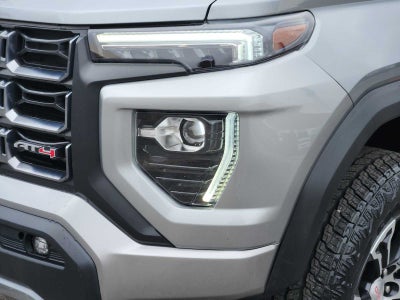 2023 GMC Canyon 4WD AT4
