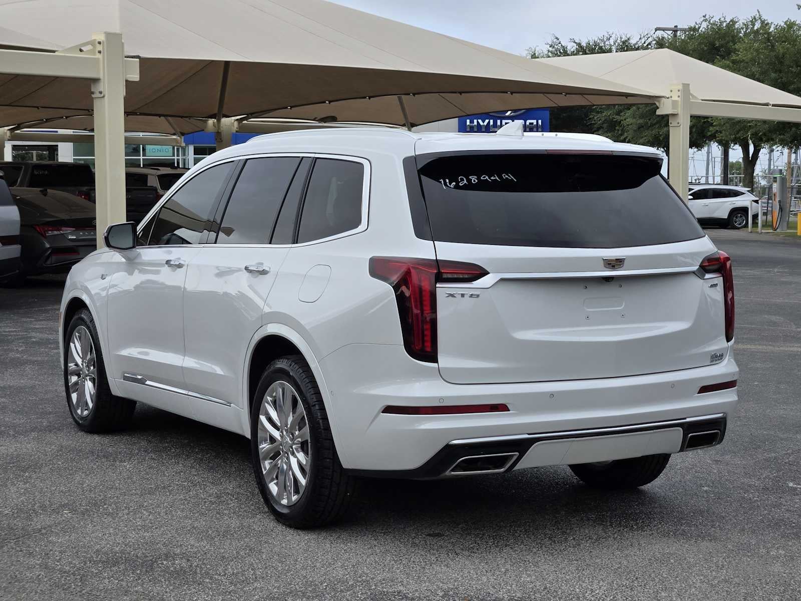 2023 Cadillac XT6 Premium Luxury