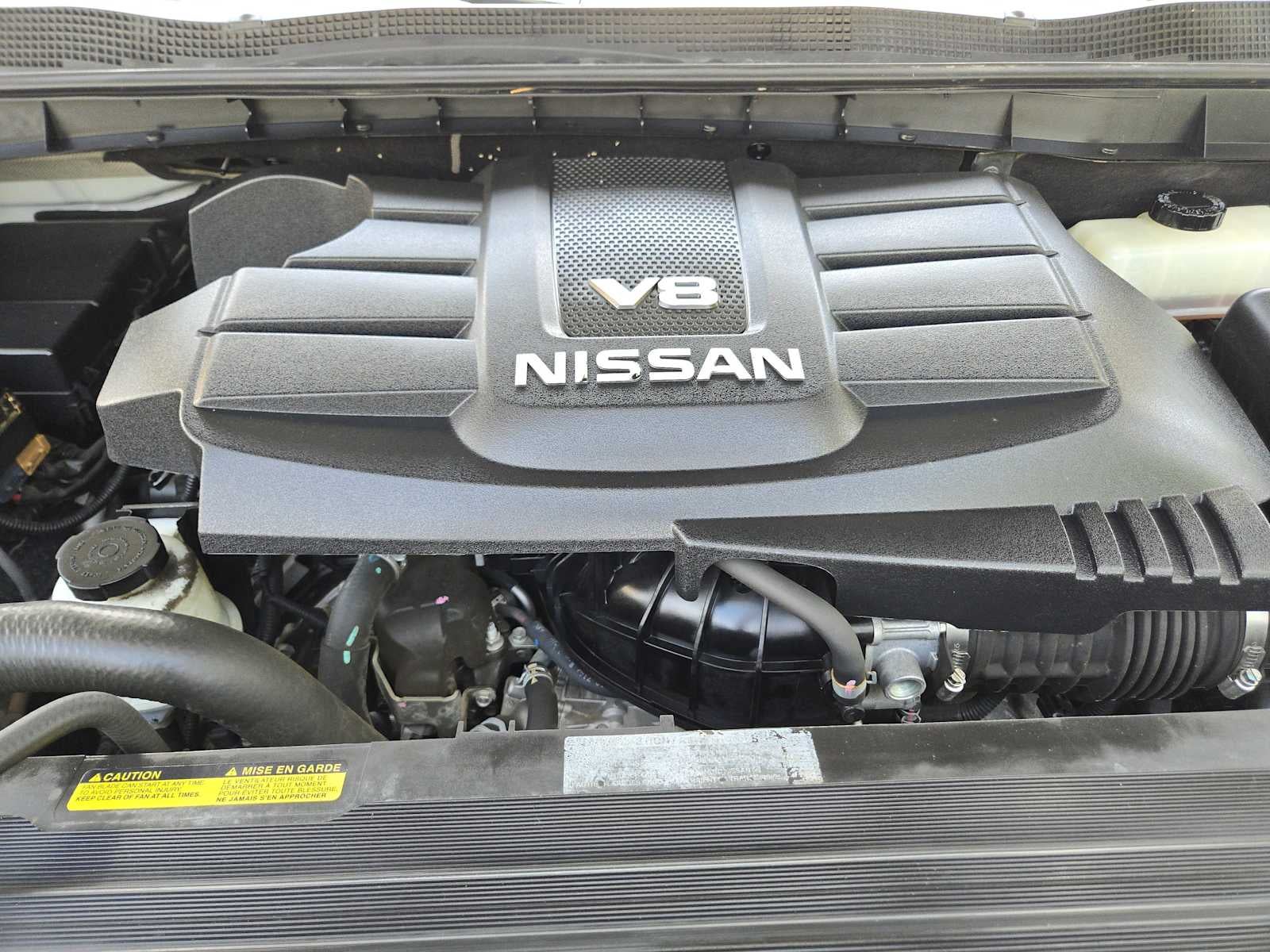 2018 Nissan TITAN SV