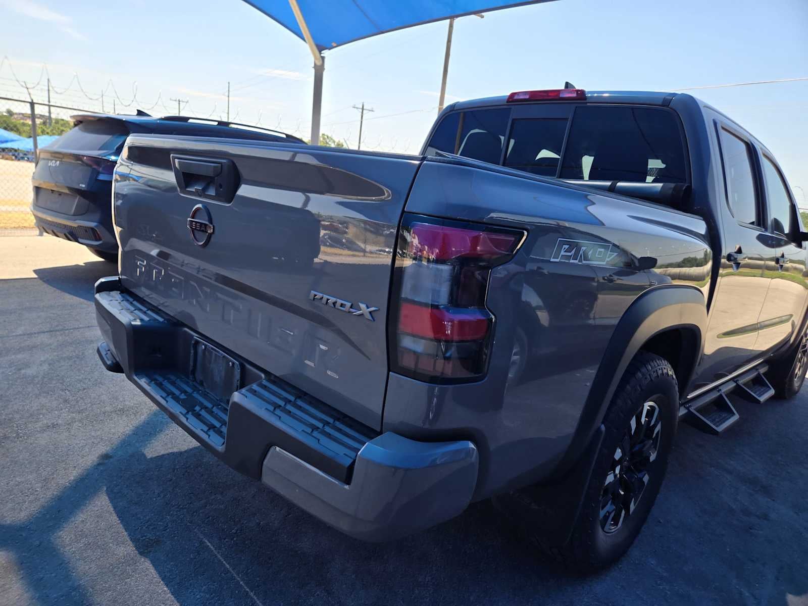2022 Nissan Frontier Crew Cab PRO-X 4x2