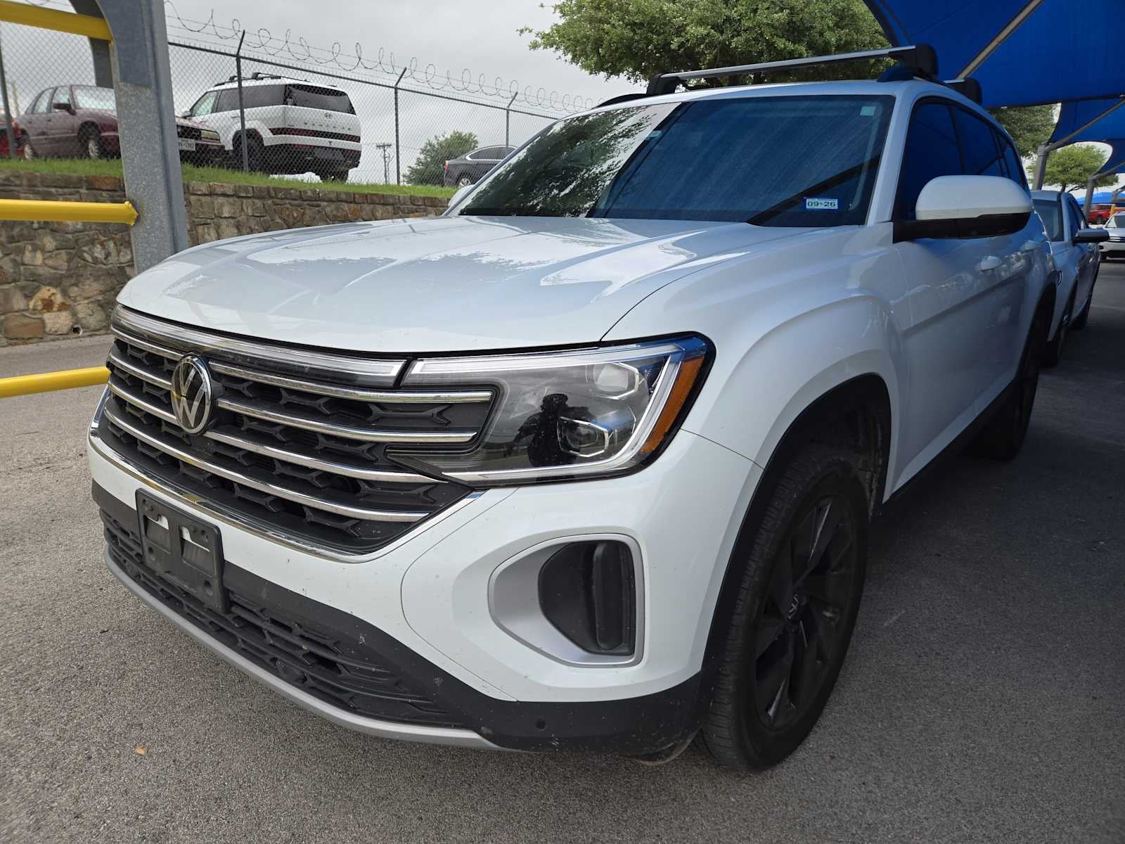 2024 Volkswagen Atlas 2.0T SE w/Technology