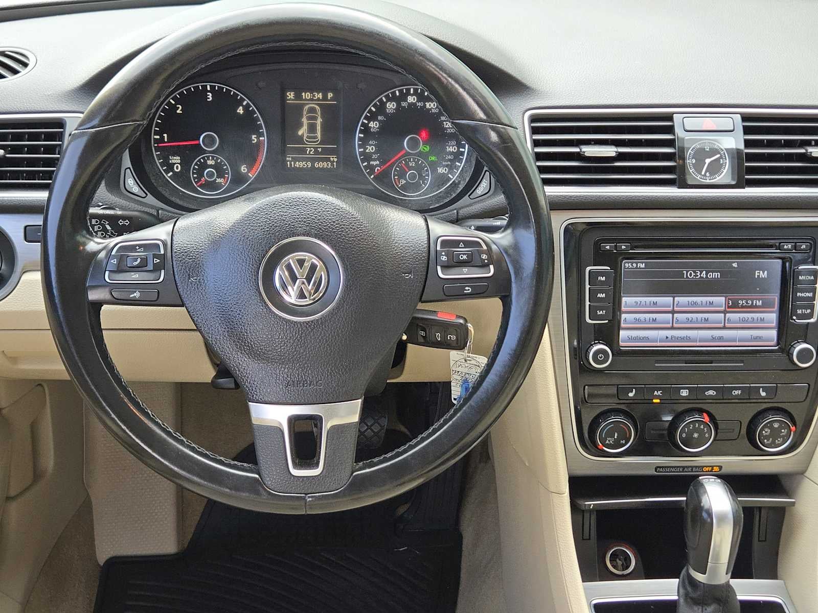 2015 Volkswagen Passat 2.0L TDI SE