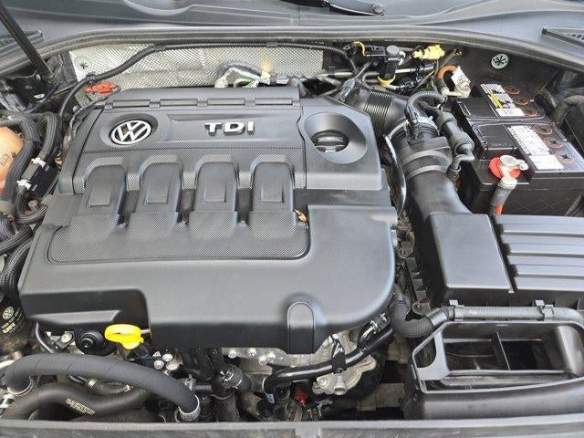 2015 Volkswagen Passat 2.0L TDI SE