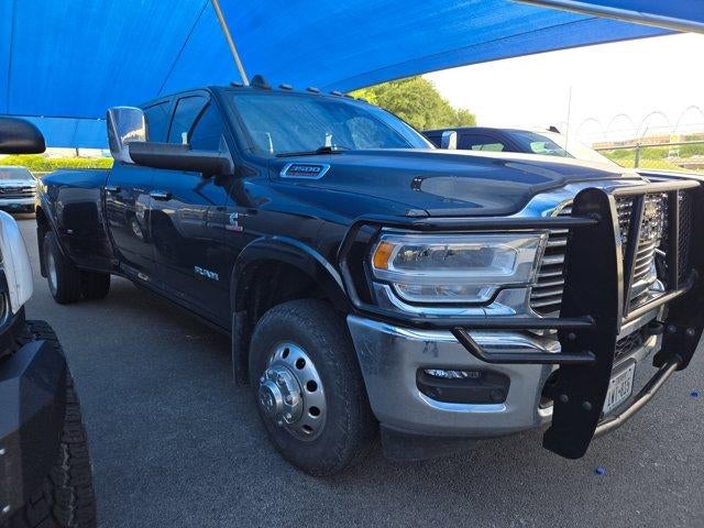 2022 RAM 3500 Laramie Crew Cab 4x4 8' Box