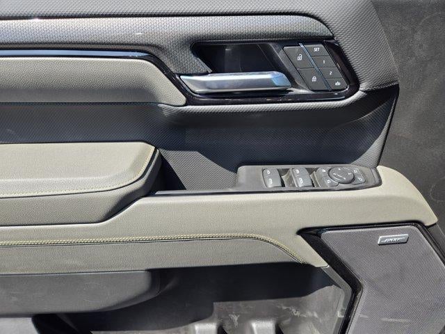 2026 Chevrolet Silverado 1500 ZR2 - Photo 15