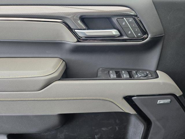 2026 Chevrolet Silverado 1500 ZR2 - Photo 15