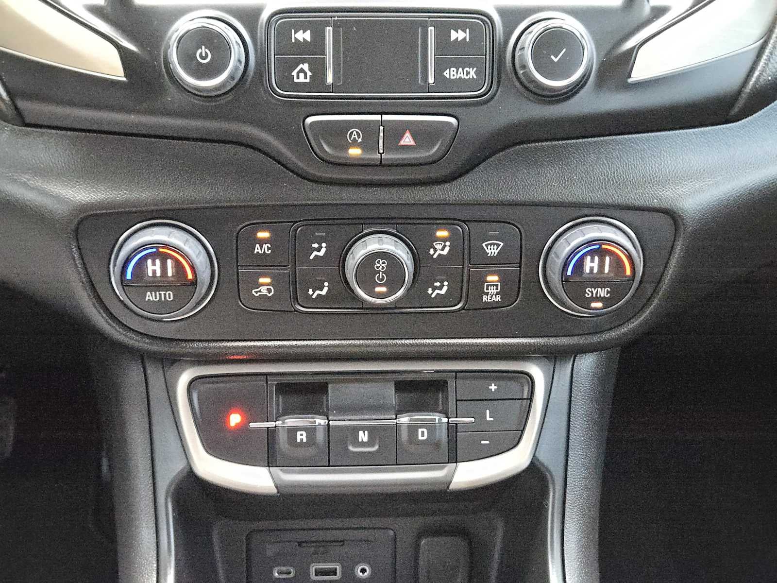 2023 GMC Terrain Denali