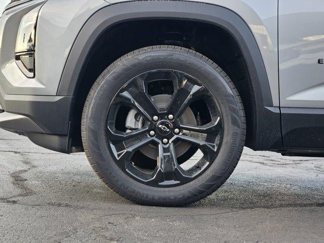 2027 Chevrolet Equinox LT - Photo 7