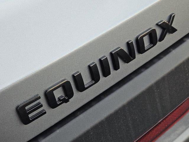 2027 Chevrolet Equinox LT - Photo 8