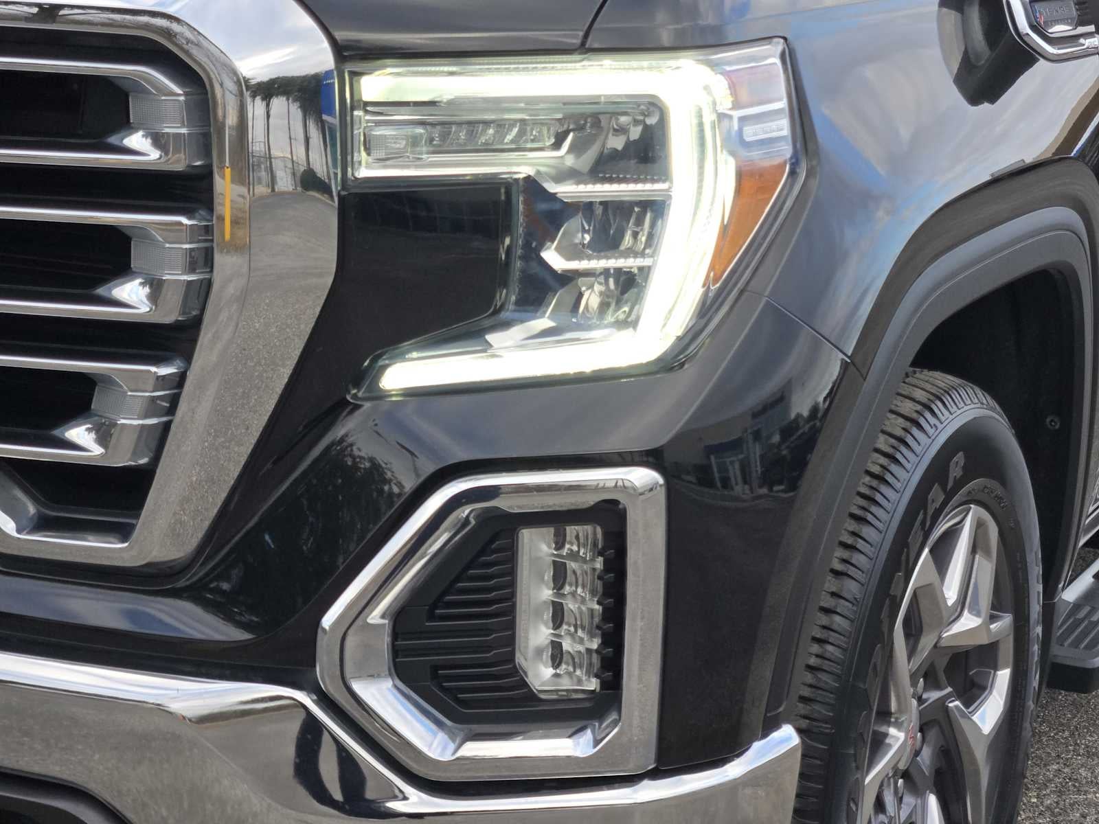 2021 GMC Sierra 1500 SLT