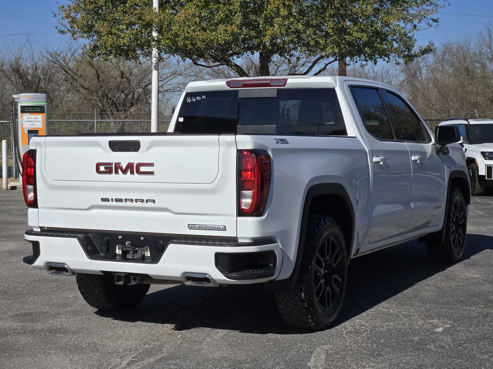 2022 GMC Sierra 1500 Limited Elevation