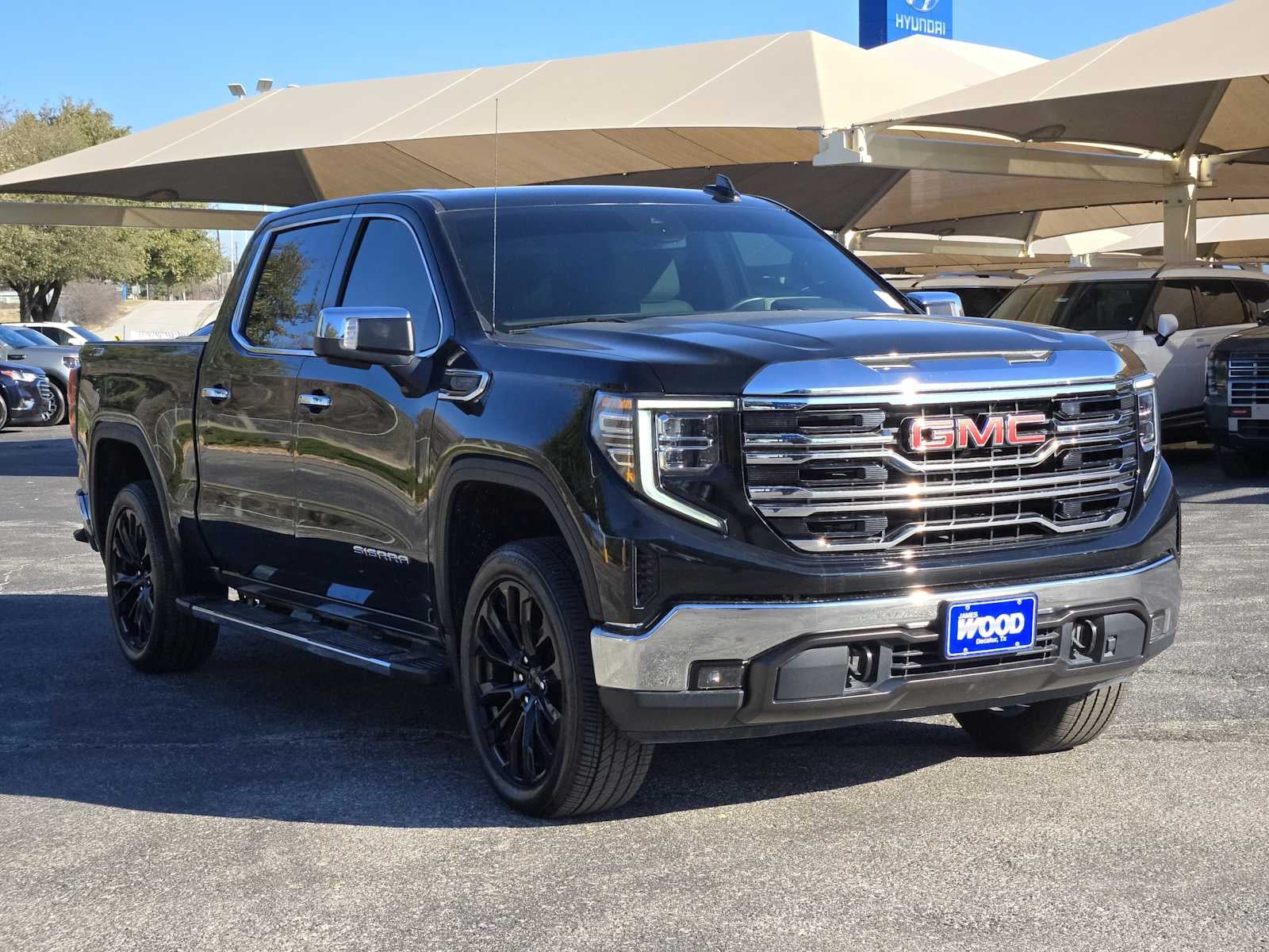 2024 GMC Sierra 1500 SLT