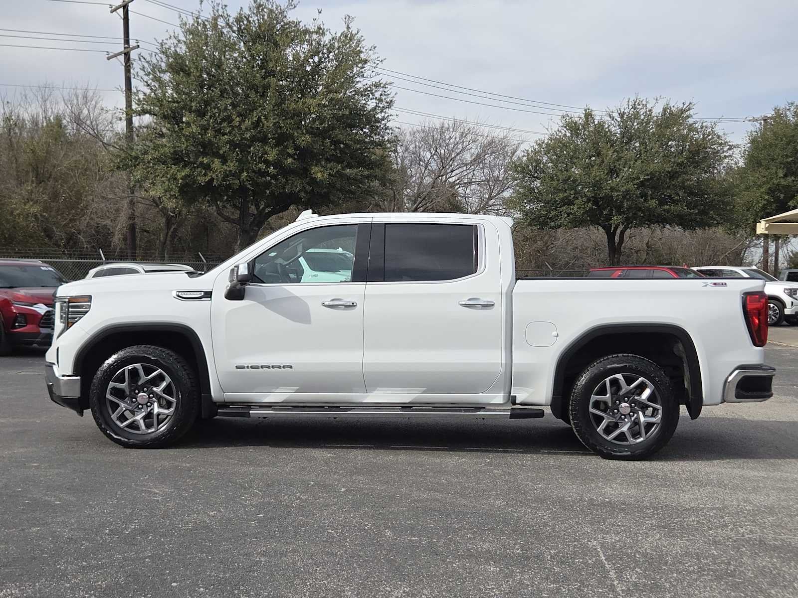2023 GMC Sierra 1500 SLT