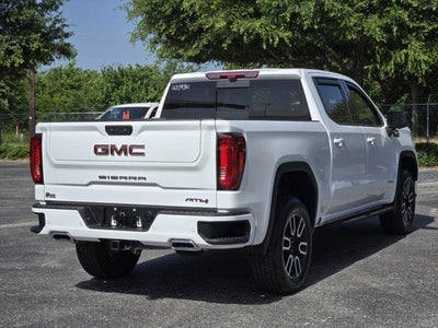 2025 GMC Sierra 1500 AT4