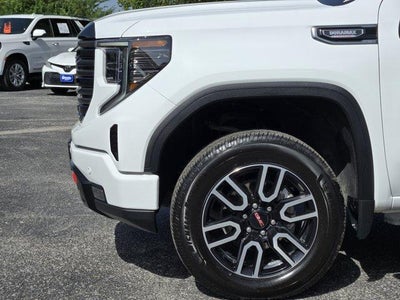 2025 GMC Sierra 1500 AT4
