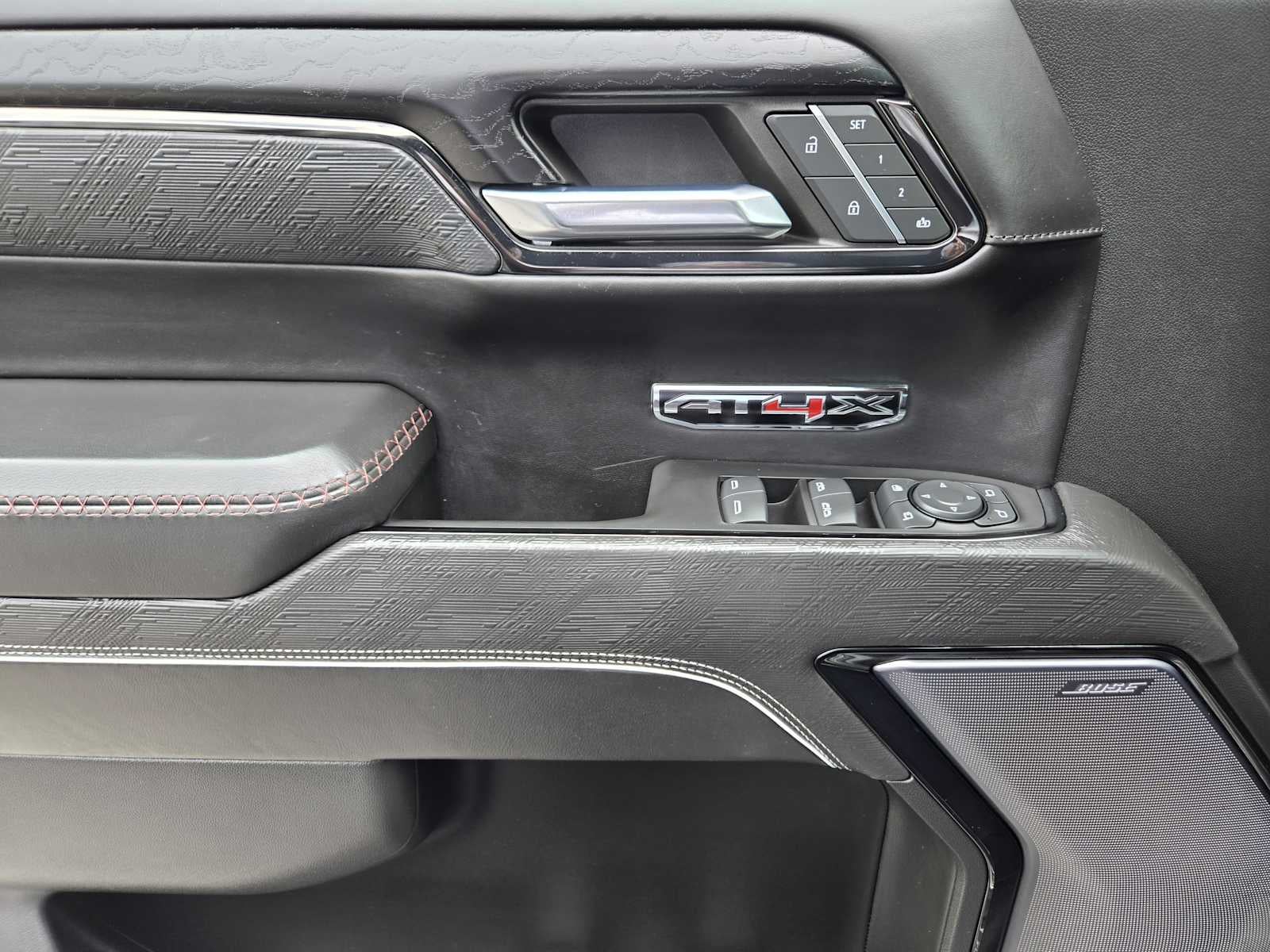 2024 GMC Sierra 1500 AT4X