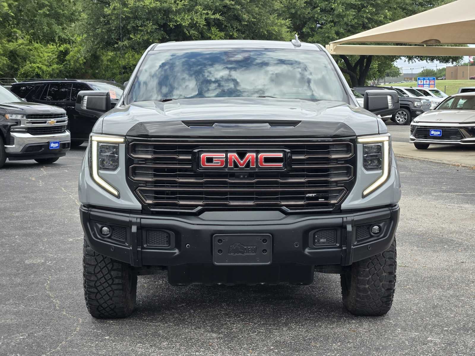 2024 GMC Sierra 1500 AT4X