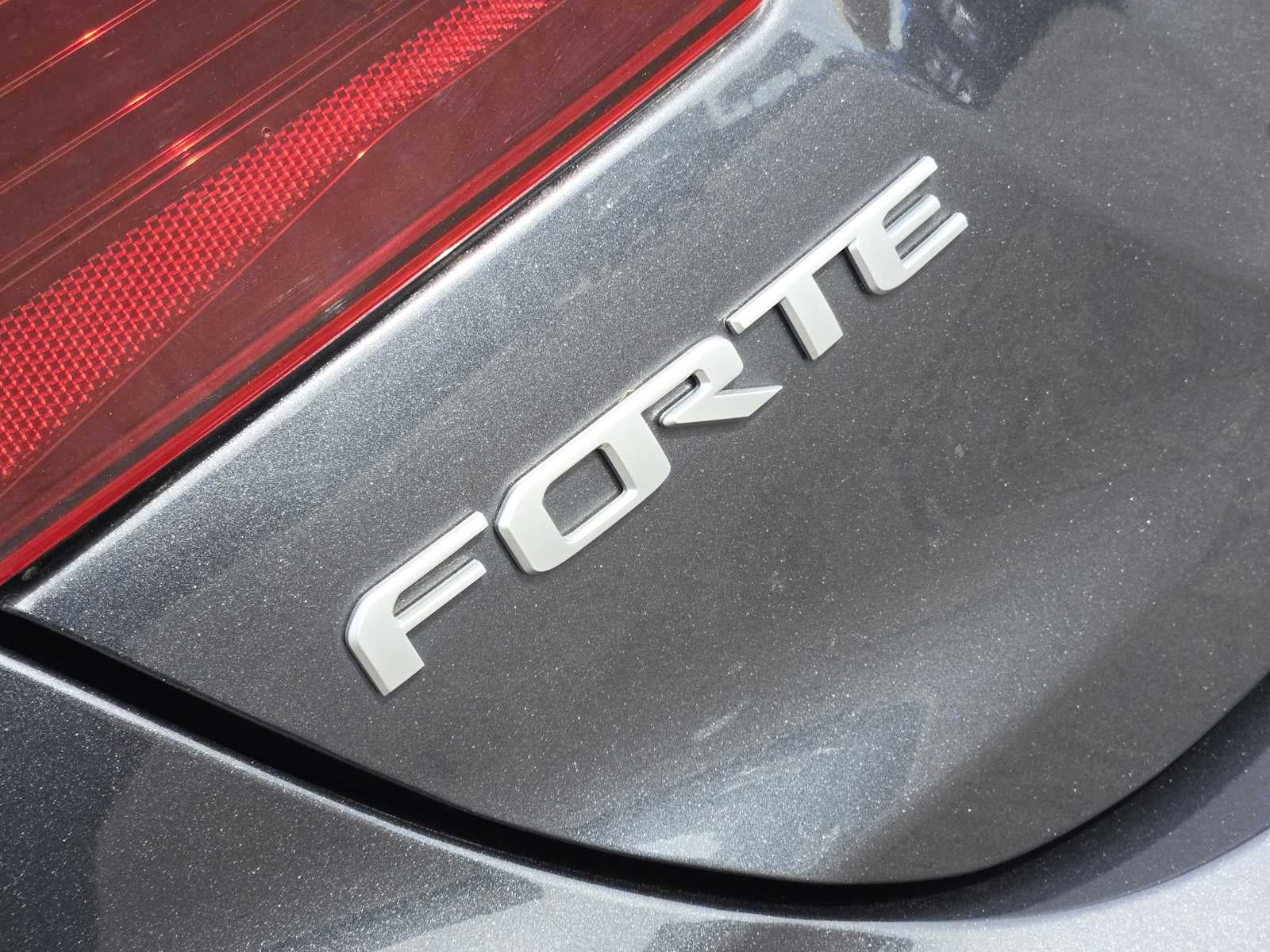 2024 Kia Forte LXS