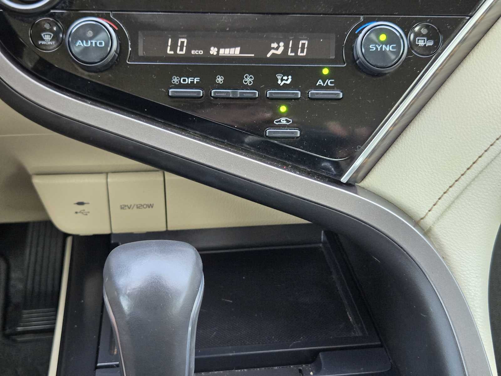 2018 Toyota Camry LE