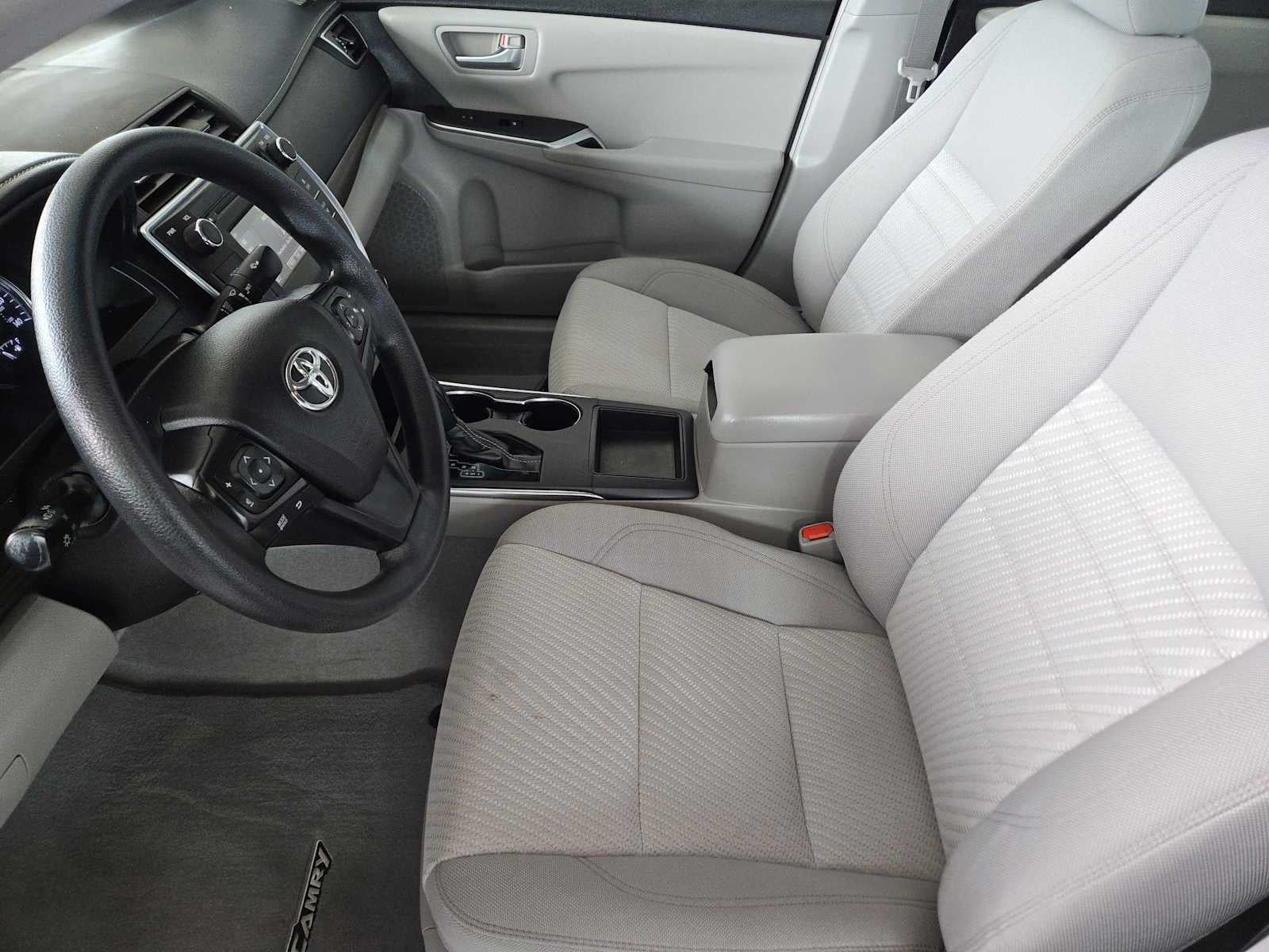 2016 Toyota Camry XSE