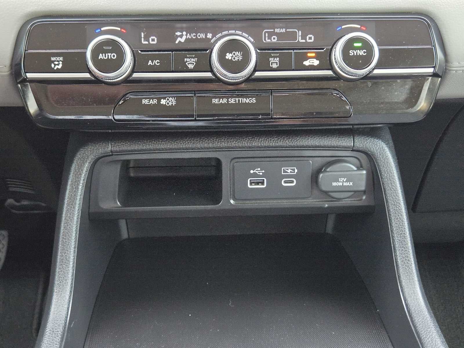 2023 Honda Pilot LX