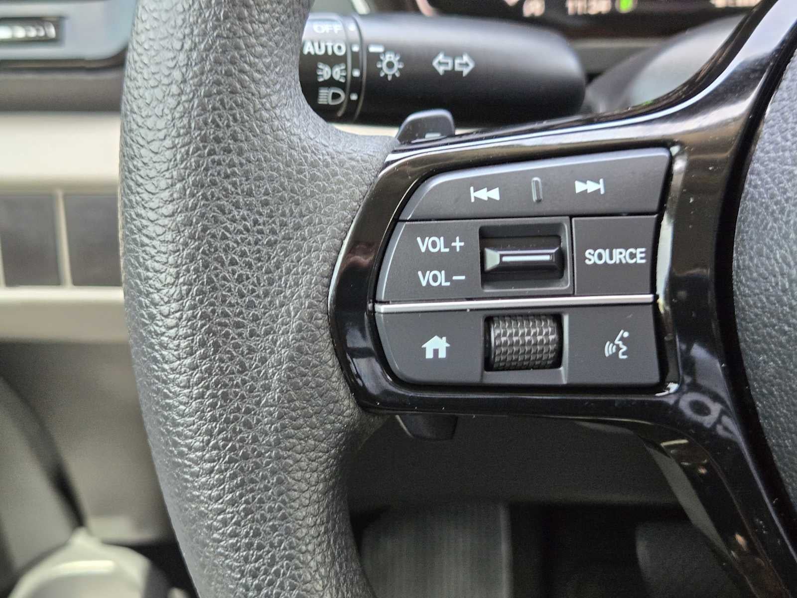 2023 Honda Pilot LX