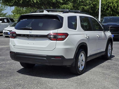 2023 Honda Pilot LX