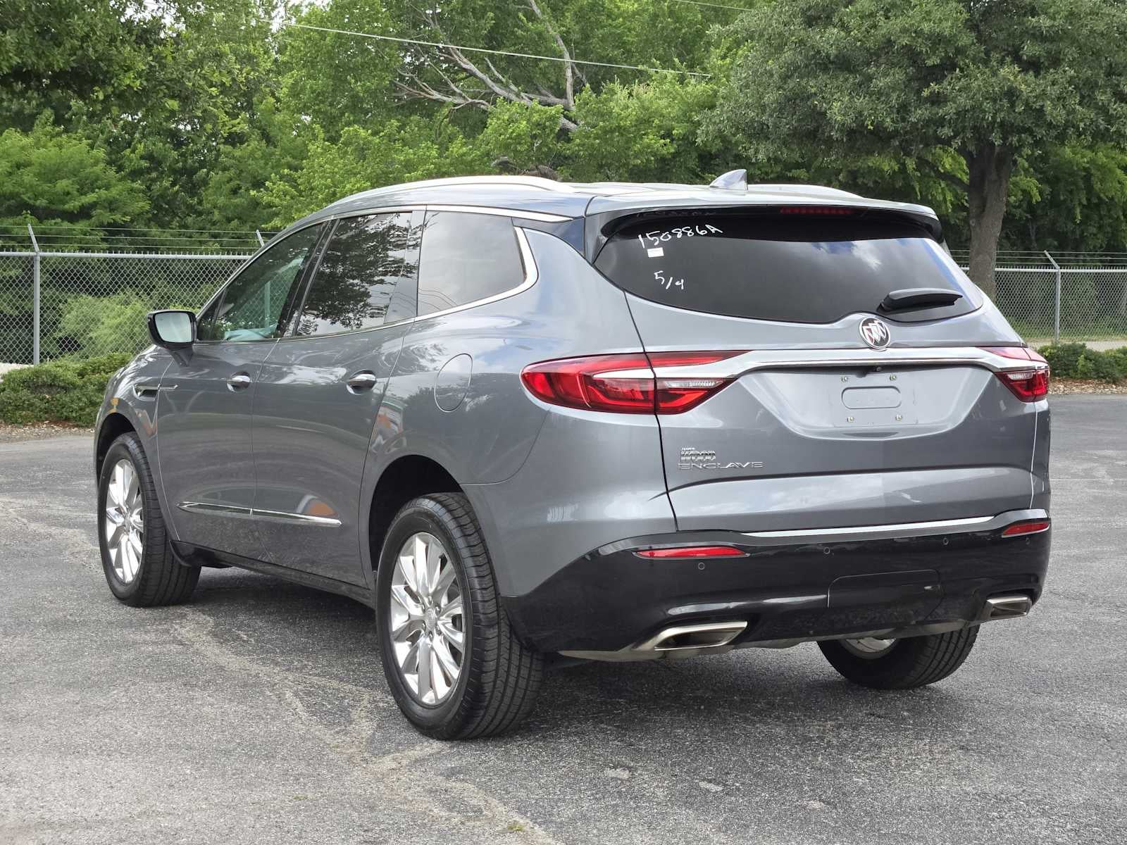 2021 Buick Enclave Essence