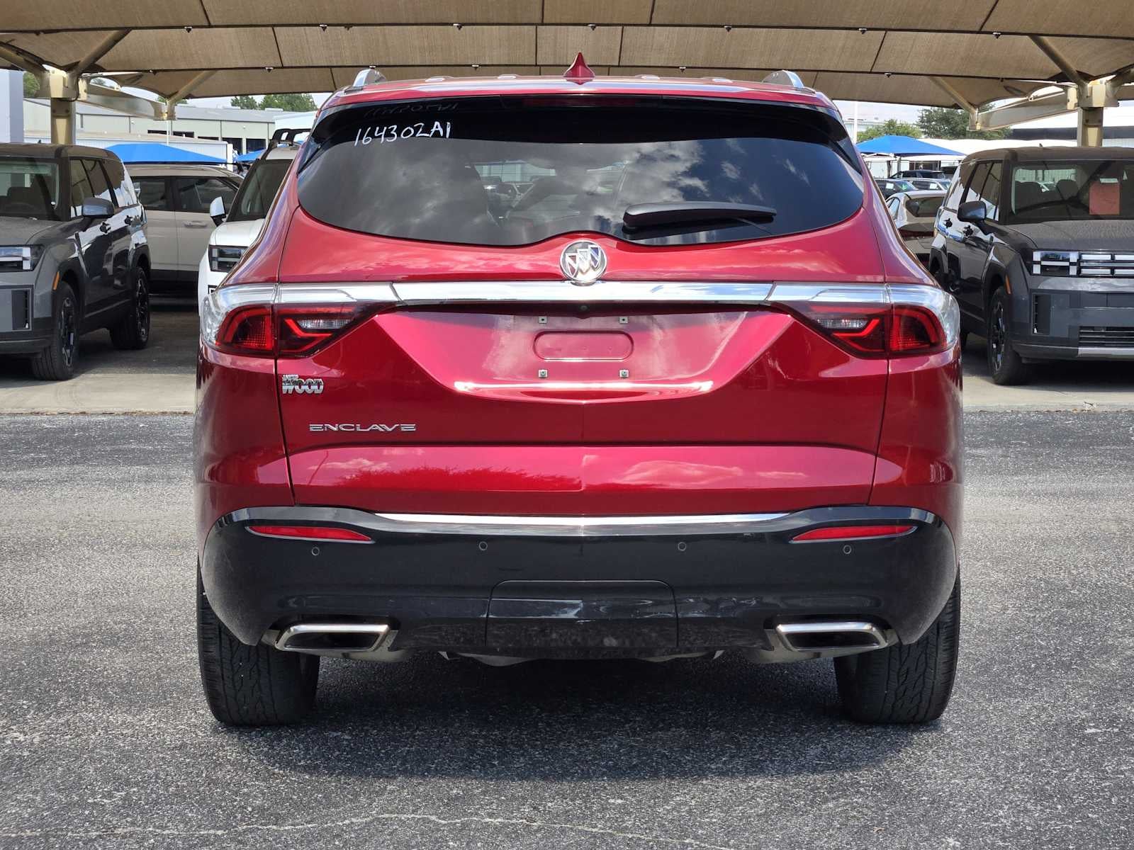 2023 Buick Enclave Essence