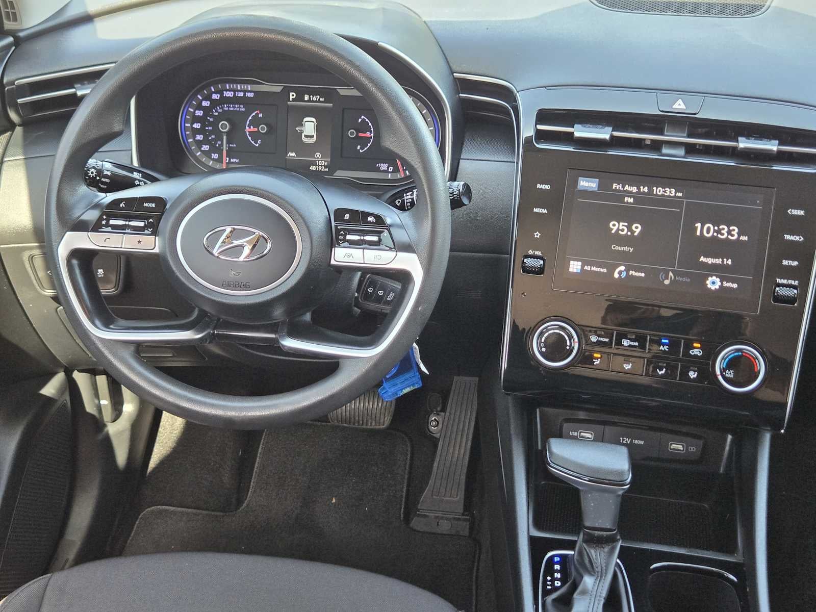 2022 Hyundai Tucson SE