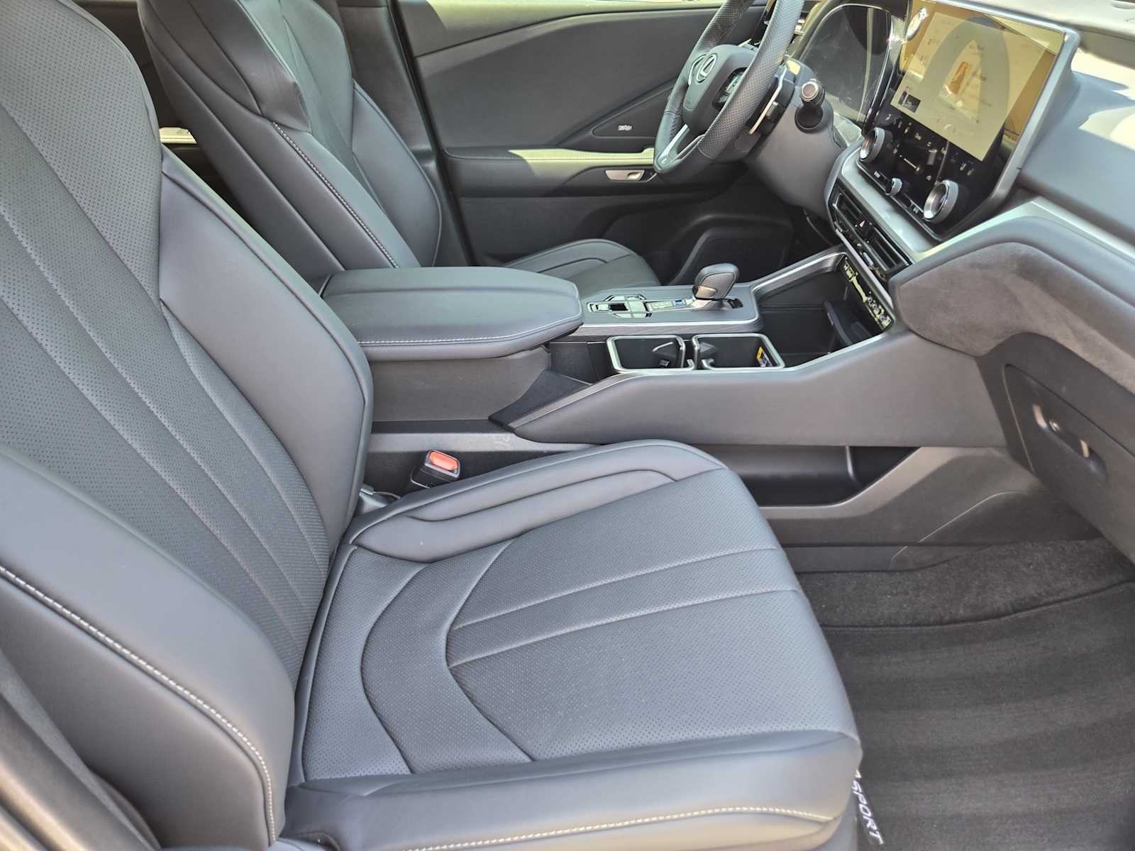 2025 Lexus TX 350 F SPORT Handling