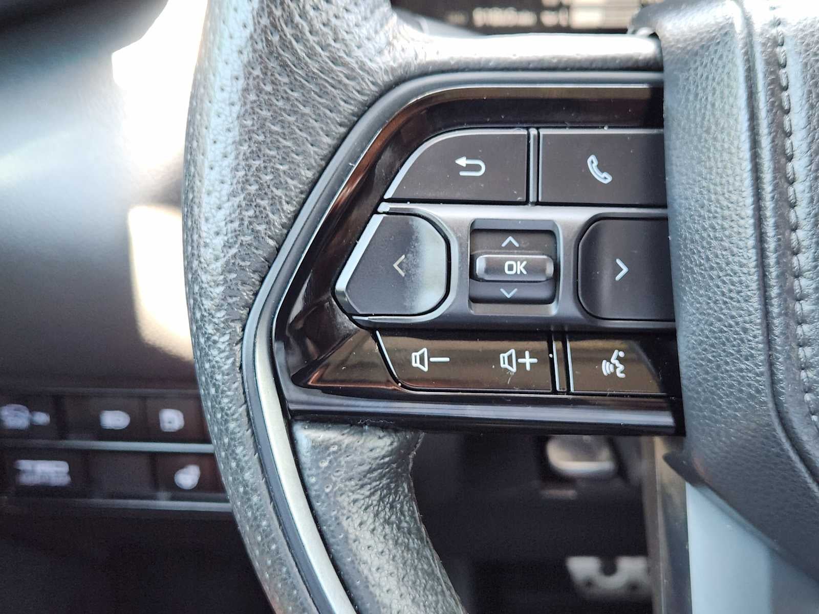 2023 Toyota Sequoia SR5