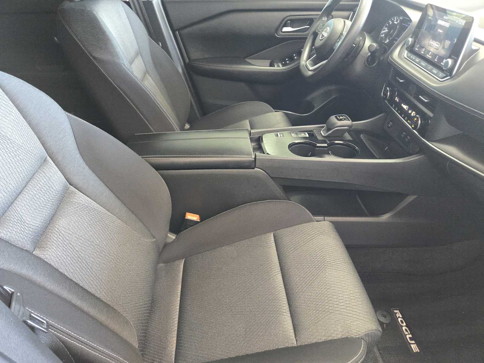 2024 Nissan Rogue SV FWD