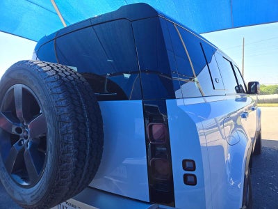 2024 Land Rover Defender 110 P300