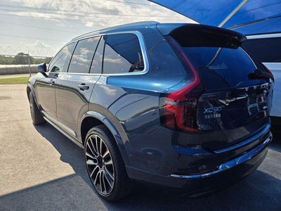 2025 Volvo XC90 B6 Plus 6-Seater