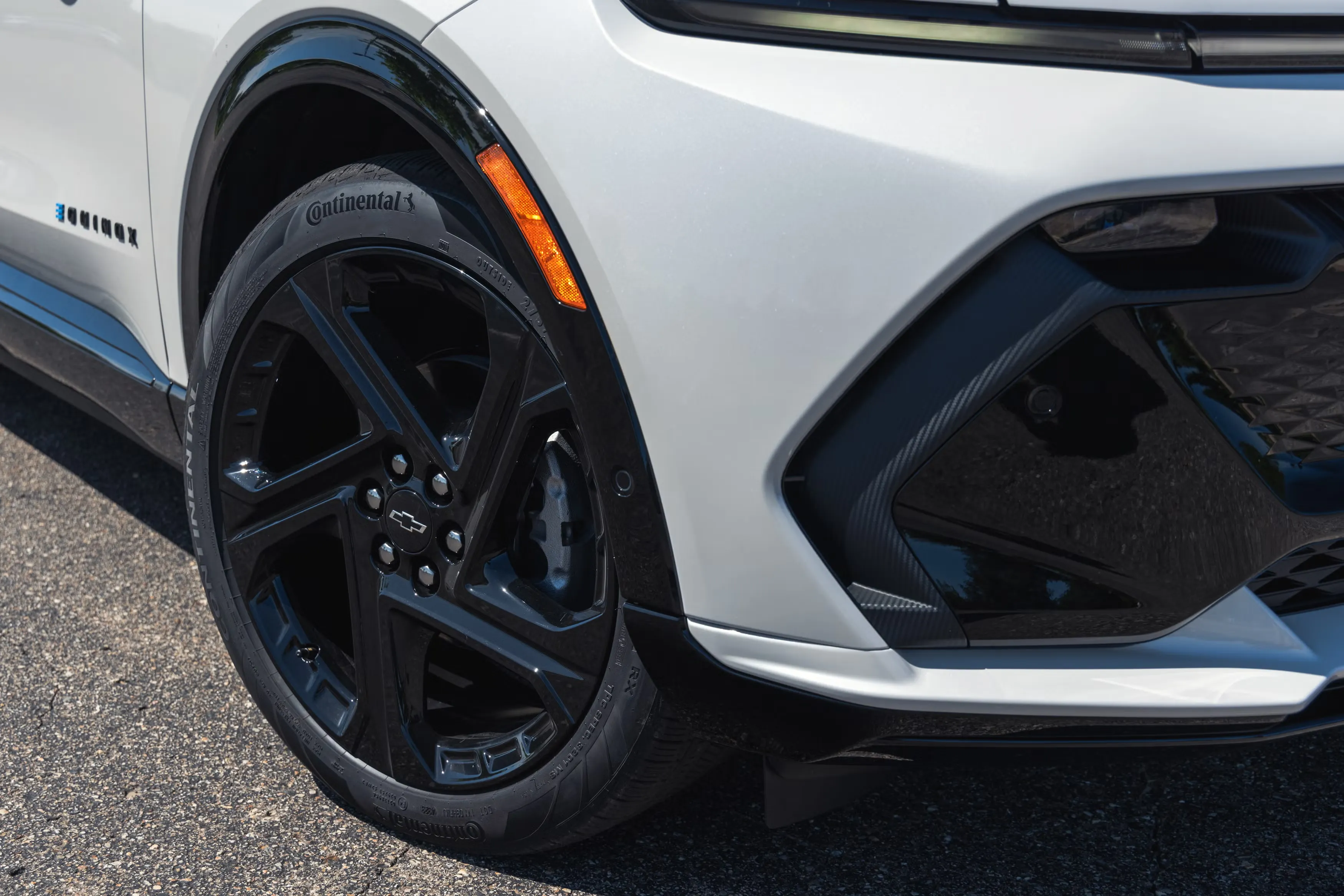 2026 Chevrolet Equinox EV Exterior Side View