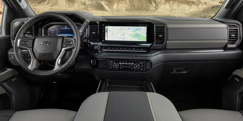 2025 Chevy Silverado 2500 HD Interior & Technology